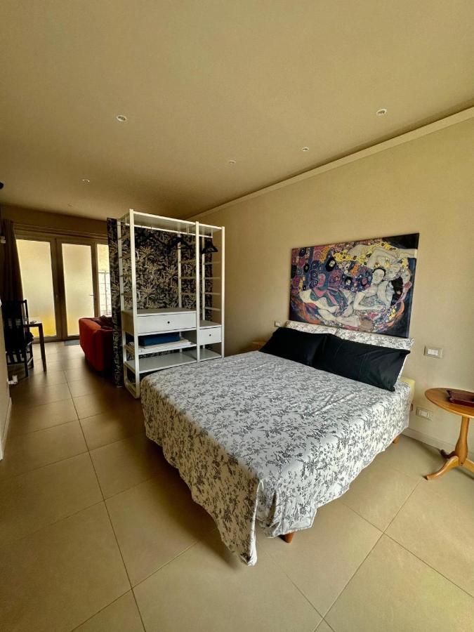 Piccolo Loft In Centro Asti Leilighet Eksteriør bilde