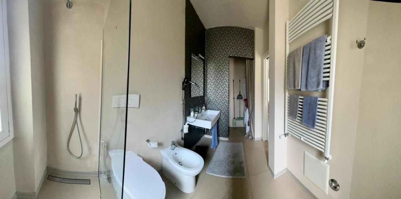 Piccolo Loft In Centro Asti Leilighet Eksteriør bilde